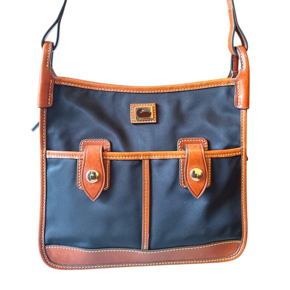Dooney & Bourke Wayfarer Double Pocket Navy Shoulder bag with Adjustable Strap - Picture 3 of 10